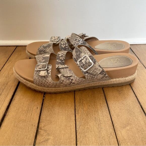 Soft Breeze Snake Print Three Buckle Espadrilles Wedge Sandals 8.5 - Picture 5 of 9